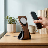 Support téléphone Silhouette aspect bois — MagSafe & Android