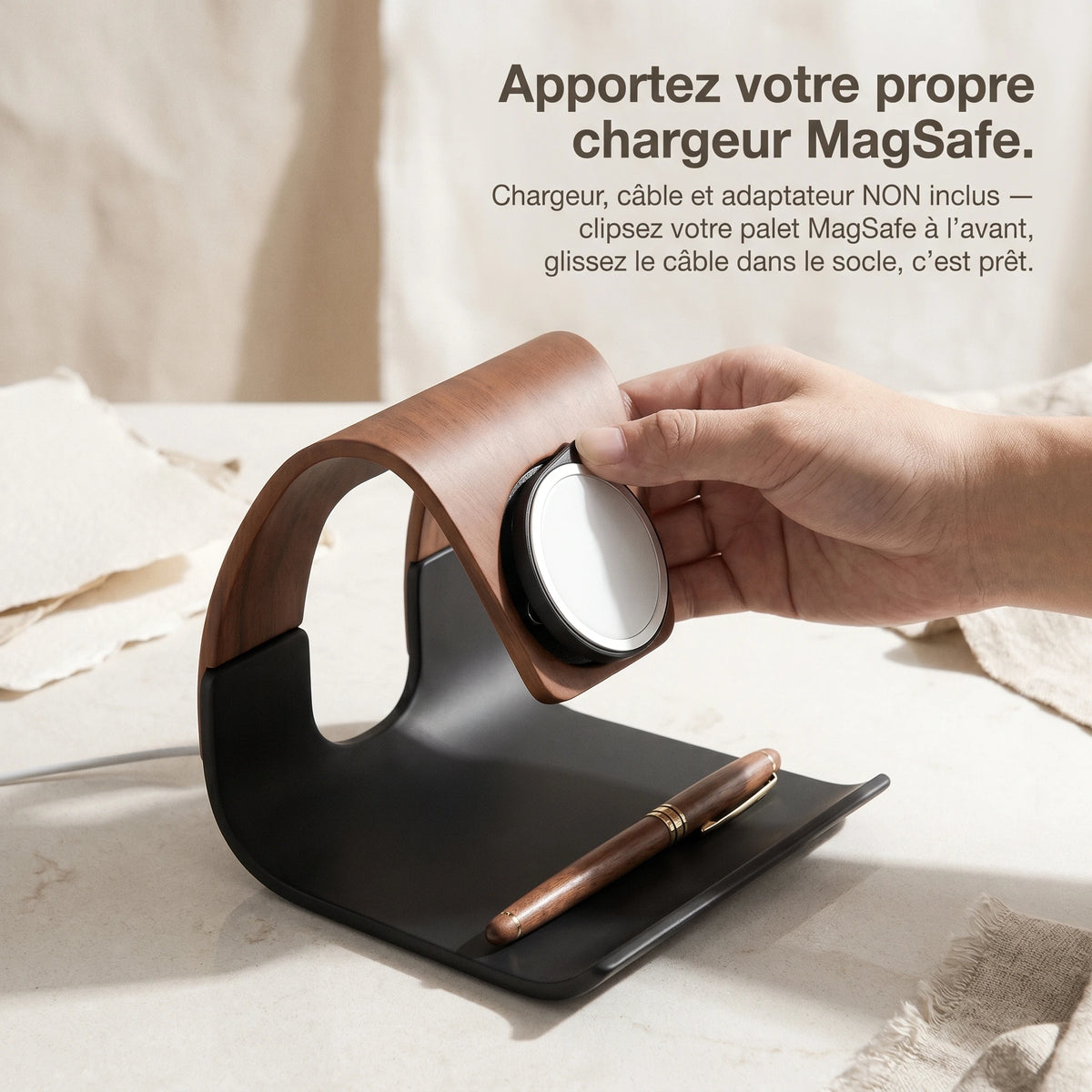 Chargeur sans fil Cascade — support MagSafe aspect bois