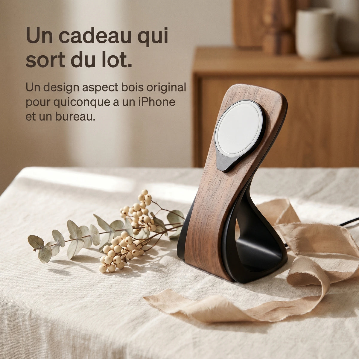 Support téléphone Silhouette aspect bois — MagSafe & Android