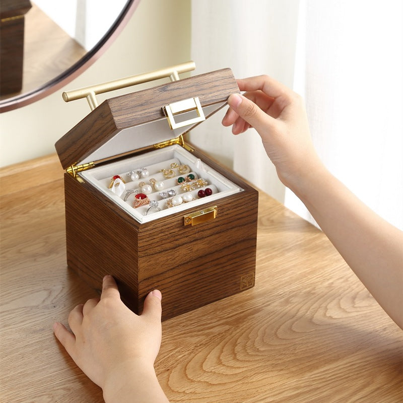 Boîte à bijoux en bois de noyer avec miroir