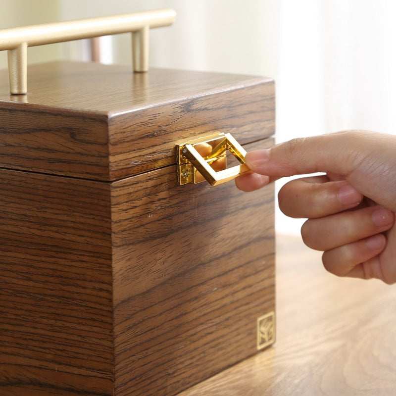 Boîte à bijoux en bois de noyer avec miroir