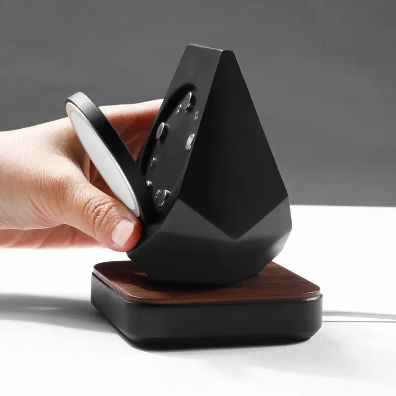 Support téléphone GéoPrestige aspect bois — MagSafe & Android