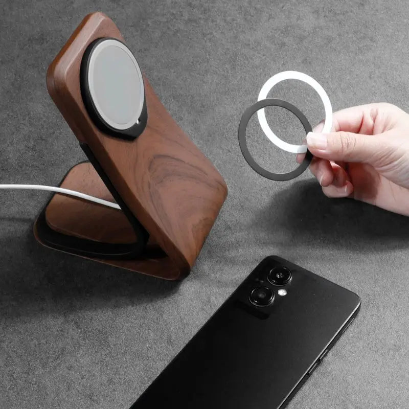 Support MagSafe ClassicStand bois gravure personnalisée