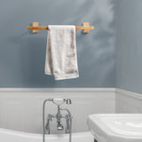 Porte-serviettes mural bois Double niveau — salle de bain déco