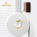Porte-papier toilette bois avec tablette et crochet mural