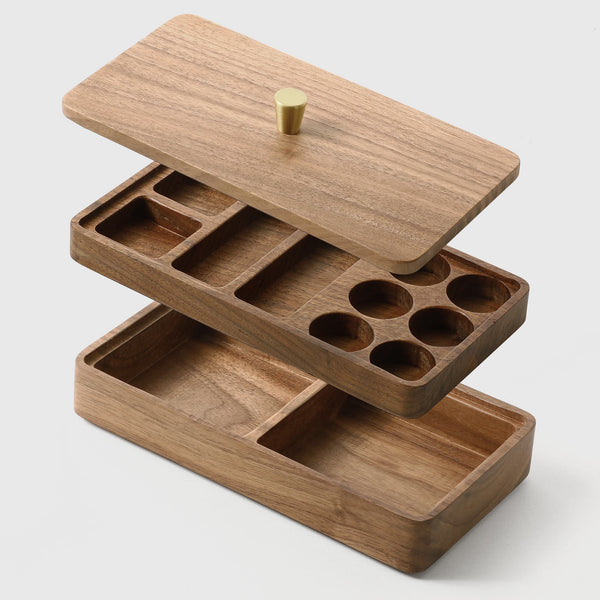 Petite boîte à bijoux en bois de noyer