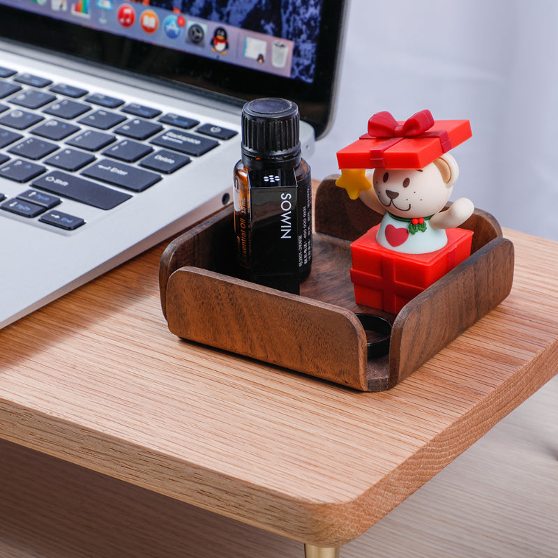 Petit plateau en noyer massif — rangement bureau et salle de bain