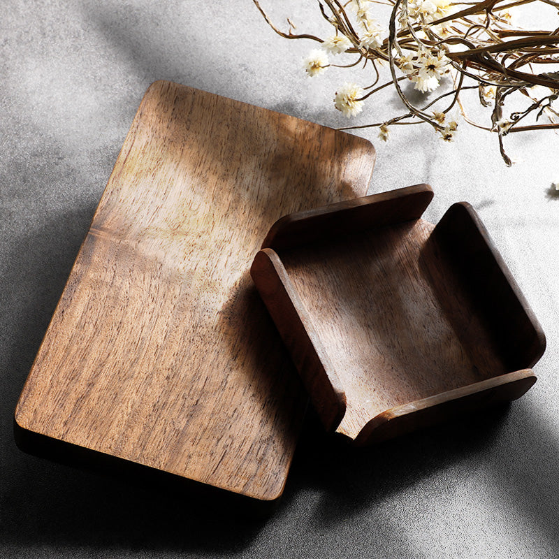 Petit plateau en noyer massif — rangement bureau et salle de bain