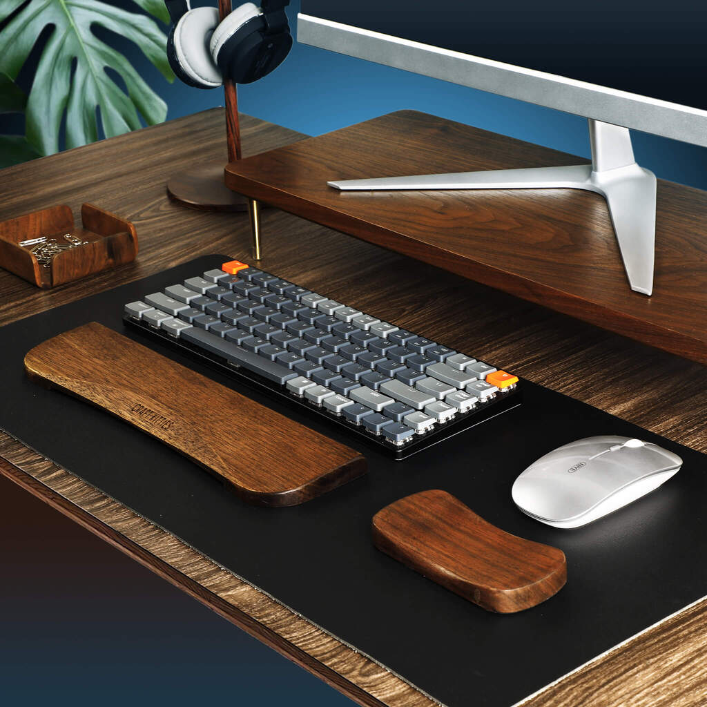 Repose-poignet clavier en bois d'hévéa — Poli main