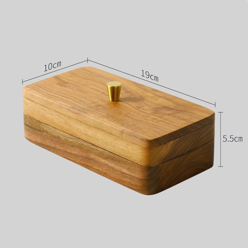 Boîte à bijoux en bois de noyer — façonnée et polie à la main