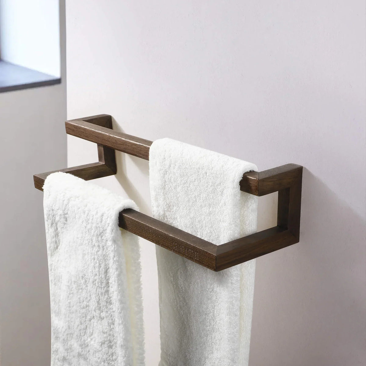 Porte-serviette double en bois massif noyer noir