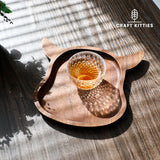 Assiette en bois de noyer en forme de vache | Plateau de service fait main | Cadeau parfait pour les amoureux des animaux