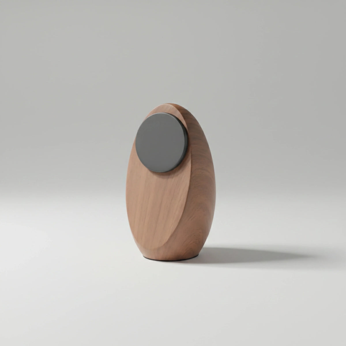 Chargeur induction Œuf noir aspect bois